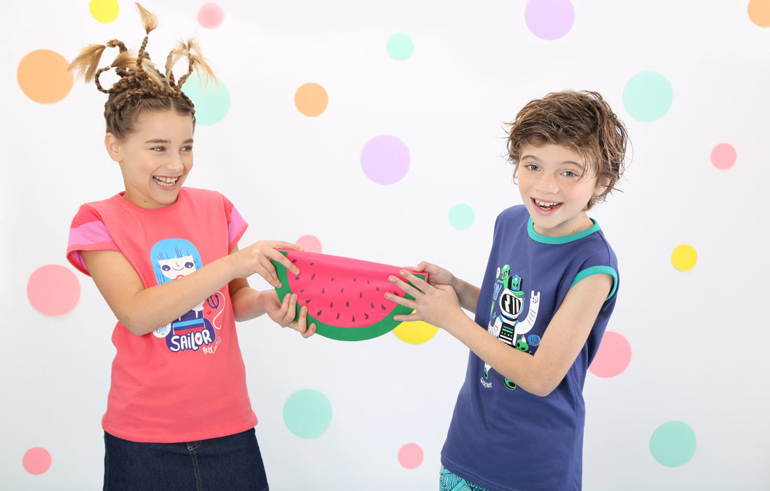 Modelos con remeras Giocare.